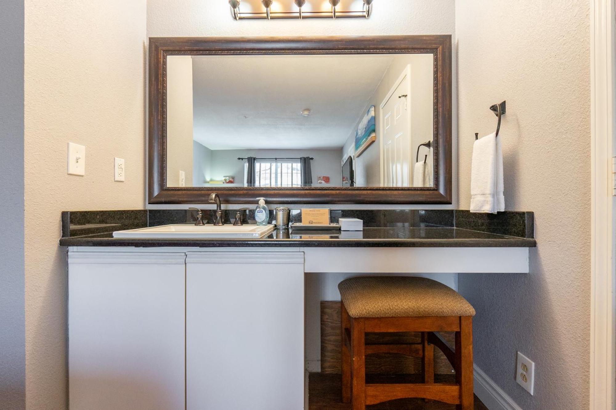 2Br Walk-In Condo - Near The 76 Strip - Free Wifi - Pool - Free Tickets Included - Clb-3 Branson Exterior foto