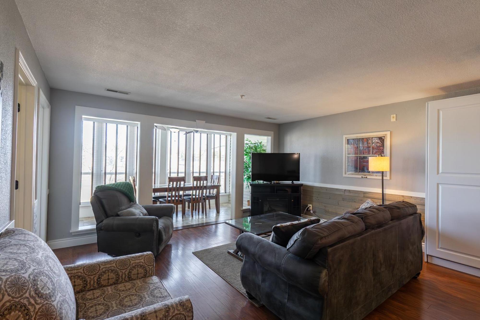 2Br Walk-In Condo - Near The 76 Strip - Free Wifi - Pool - Free Tickets Included - Clb-3 Branson Exterior foto